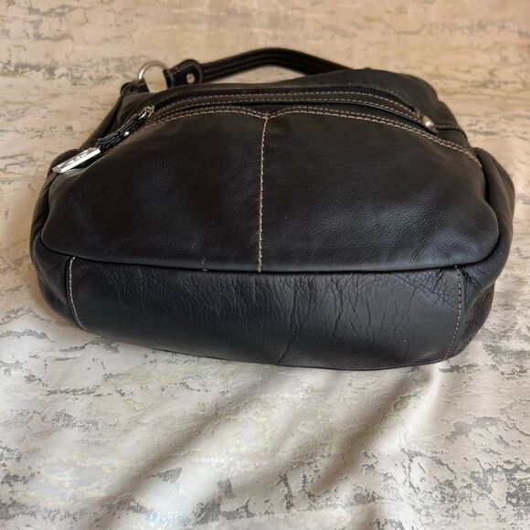 Giani Bernini Y2K slouch leather shoulder bag - Picture 5 of 14